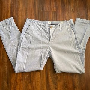 Gap Women Girlfriend Chino Pant.